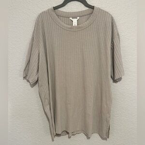 H&M Beige Striped Oversized Tee – Size M